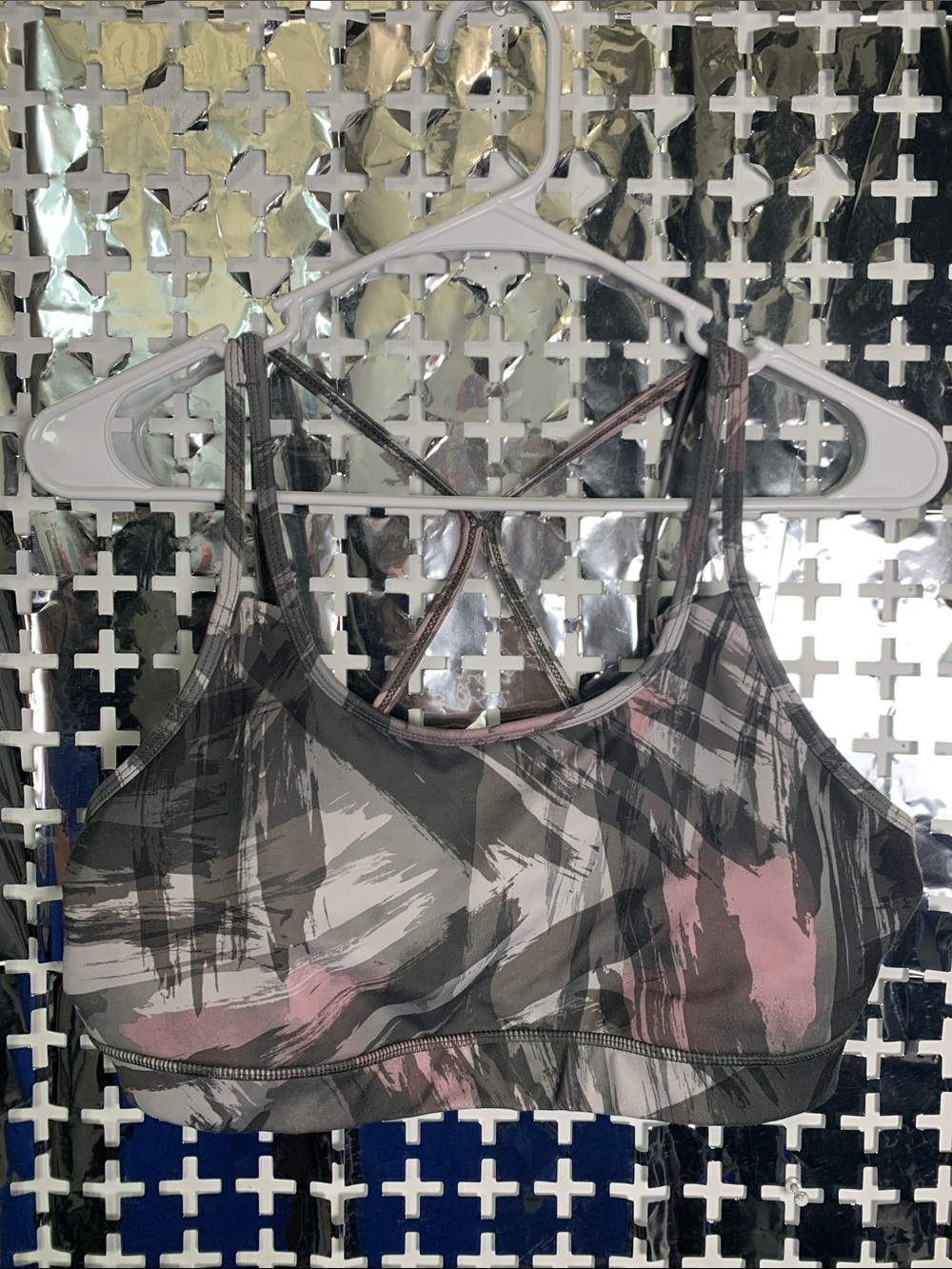 GAIAM Abstract Brushstroke Sports Bra - Pink & Gray